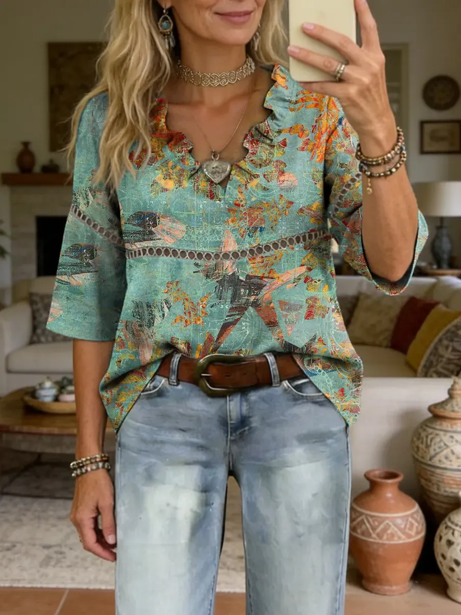 Women's Bohemian Oil Painting Pattern Art Print Casual V-Neck Lace Cutout Top