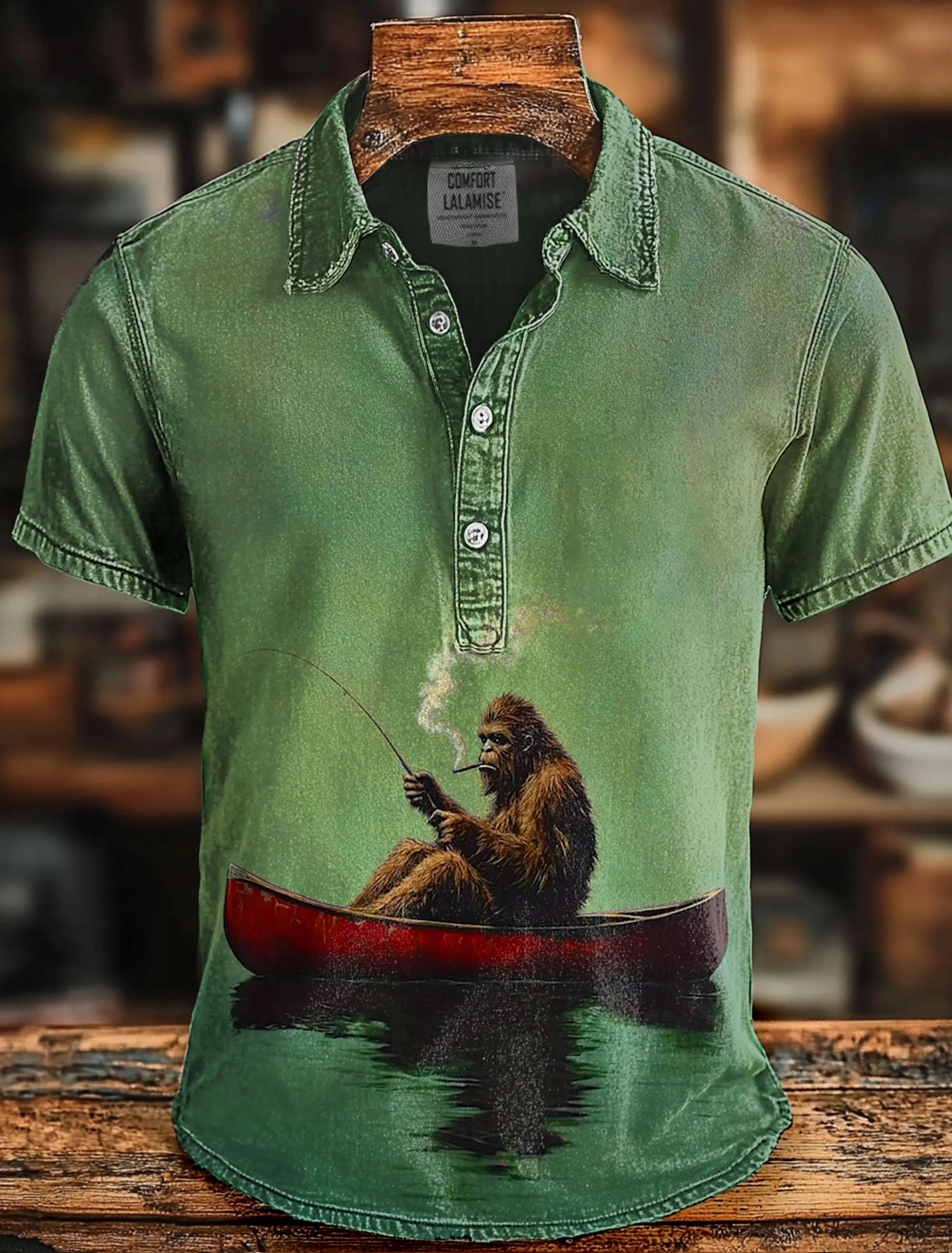 Bigfoot on a Red Canoe Fishing Retro Art Print Casaul Short Sleeve T-shirt