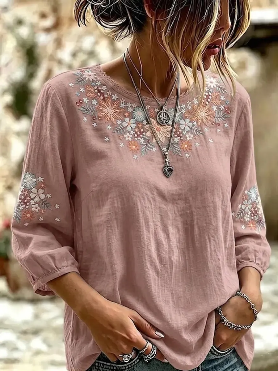 Women's Vintage Ethnic Embroidered Floral Round-neck T-shirt