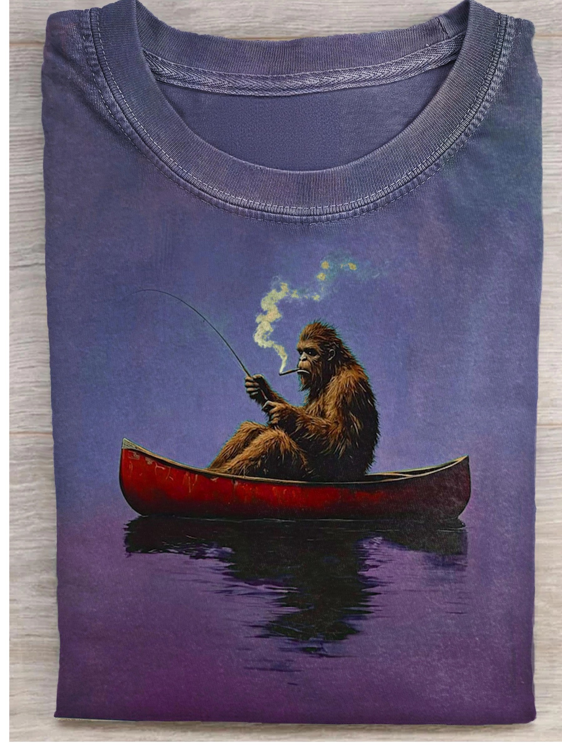 Bigfoot on a Red Canoe Fishing Retro Art Print Casaul Short Sleeve T-shirt