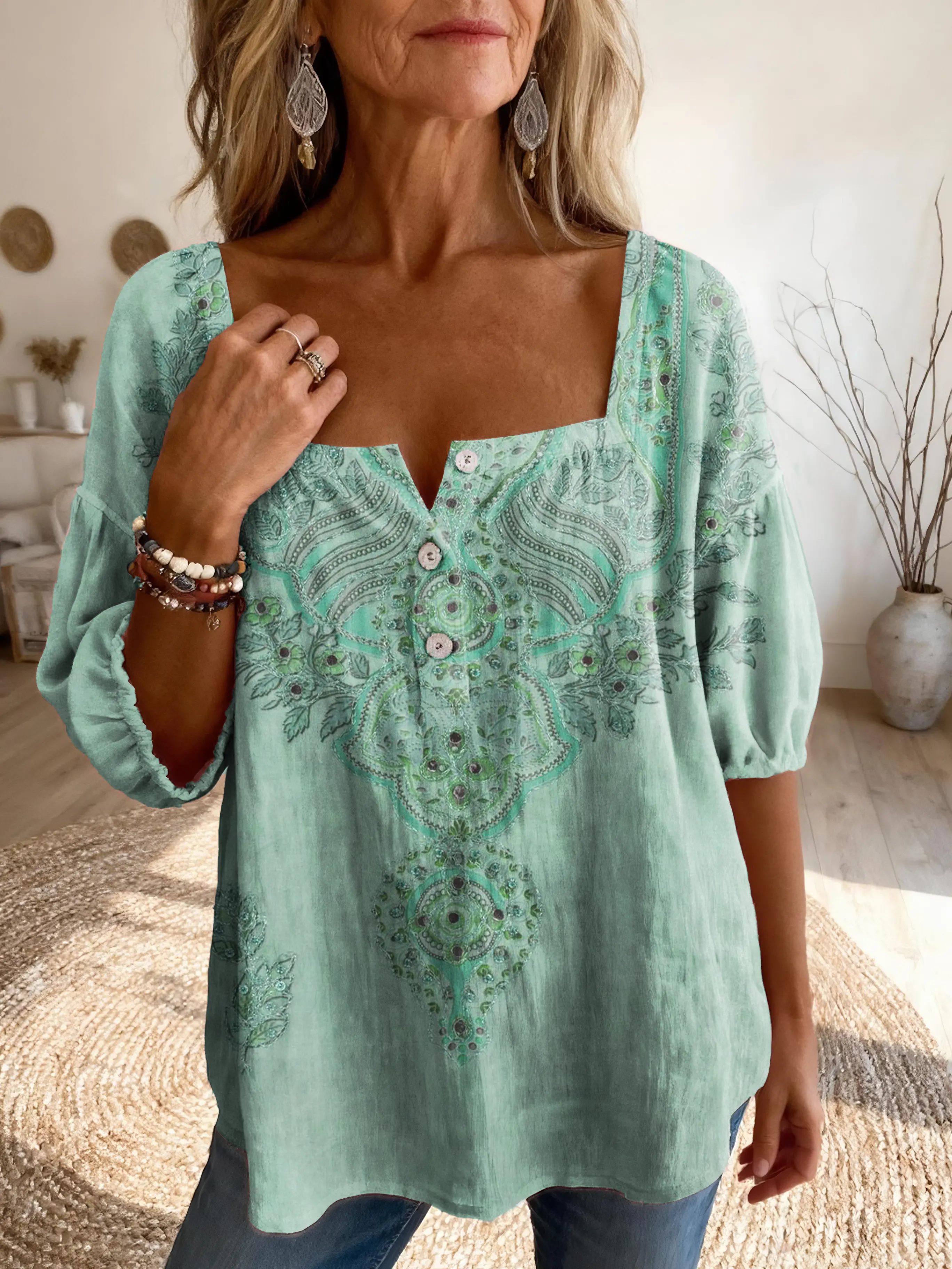 Women's Totem-inspired Vintage Floral Art Print Casual Square-neck Top