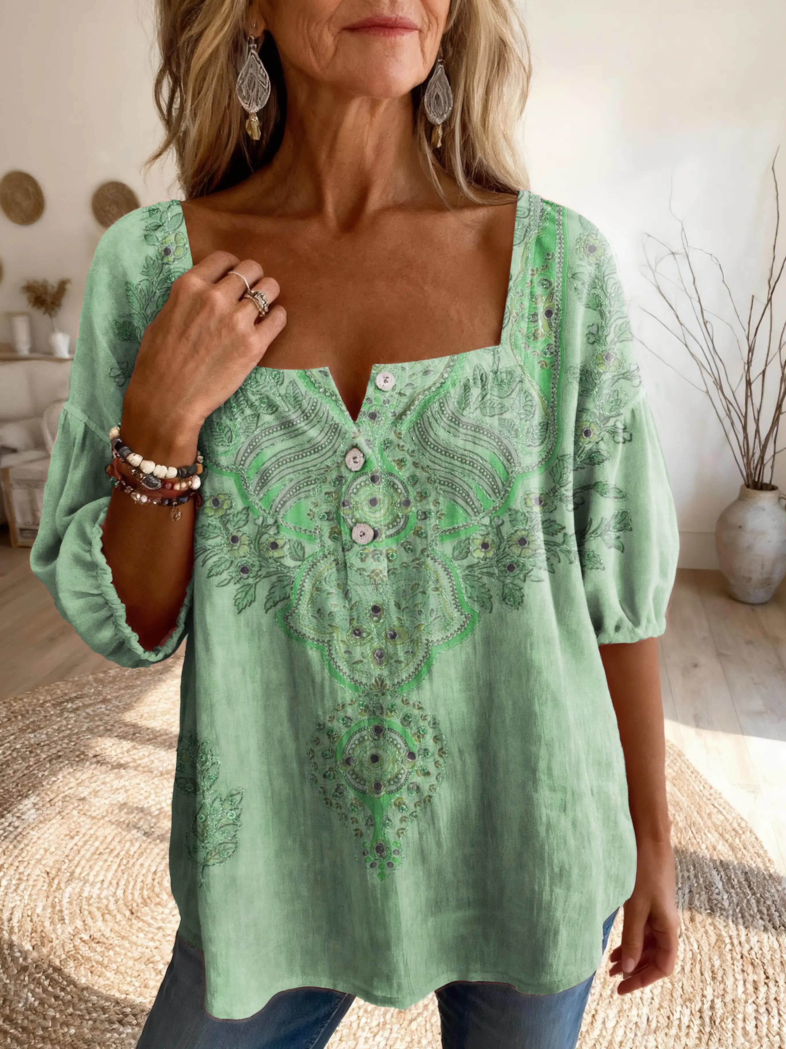 Women's Totem-inspired Vintage Floral Art Print Casual Square-neck Top