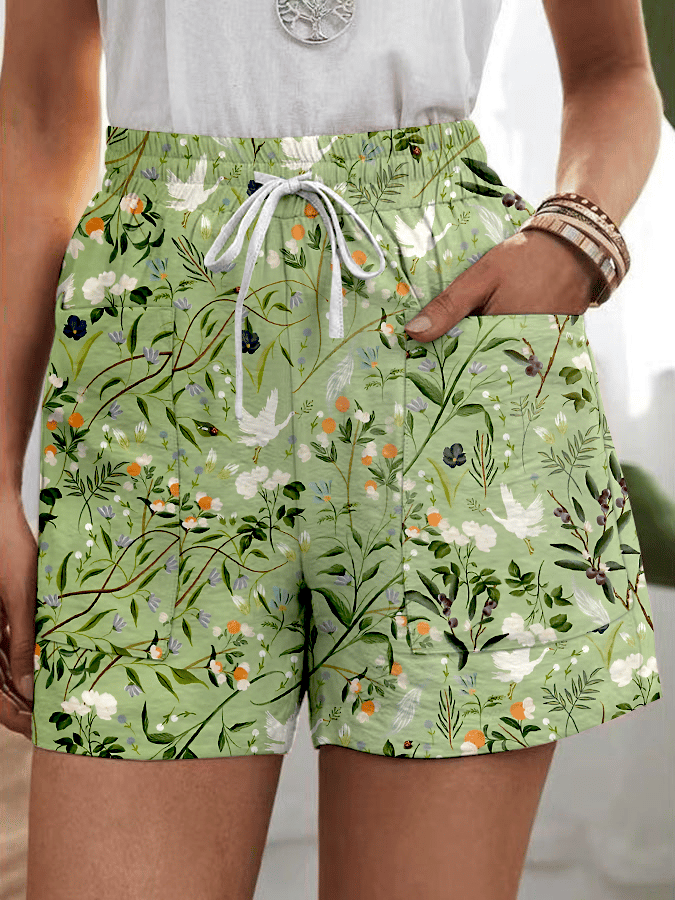 Women's Forest Floral Print Casual Shorts (With Pockets)