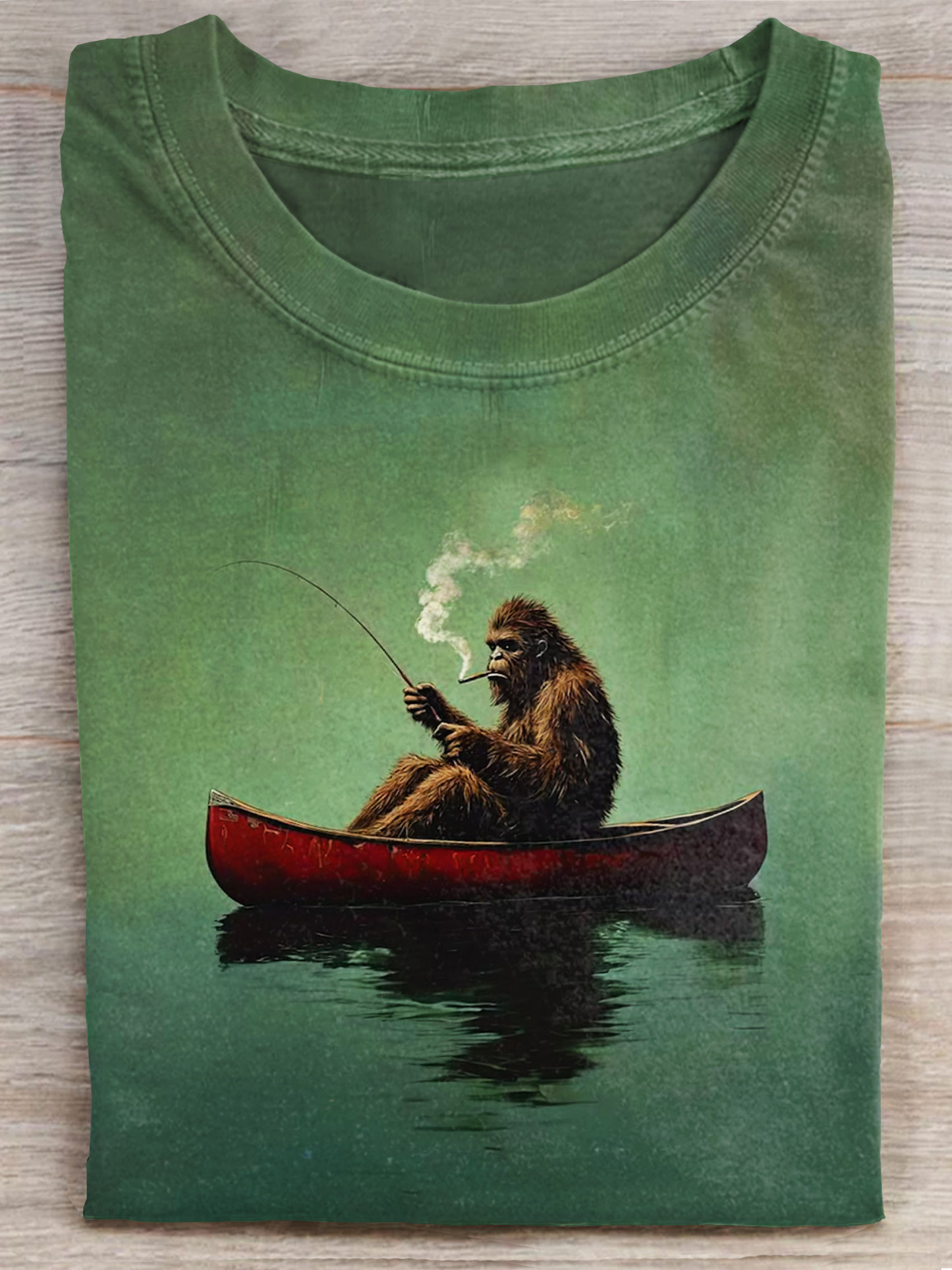 Bigfoot on a Red Canoe Fishing Retro Art Print Casaul Short Sleeve T-s