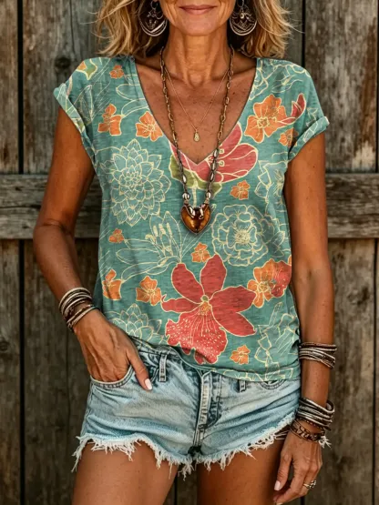 Women's Vintage Floral Art Print V-Neck T-Shirt