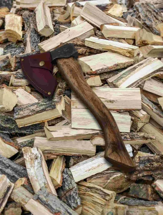 🪓Kovaná oceľová sekera s koženým puzdrom - Sekera na prežitie na štiepanie a rezanie dreva