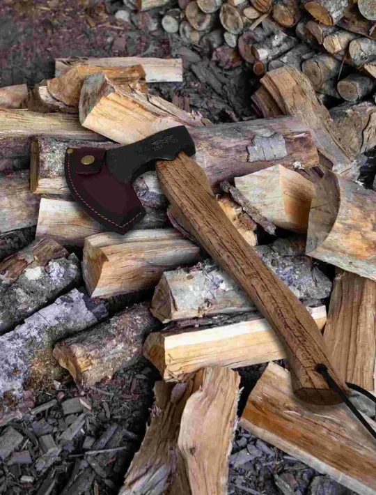 🪓Kovaná oceľová sekera s koženým puzdrom - Sekera na prežitie na štiepanie a rezanie dreva