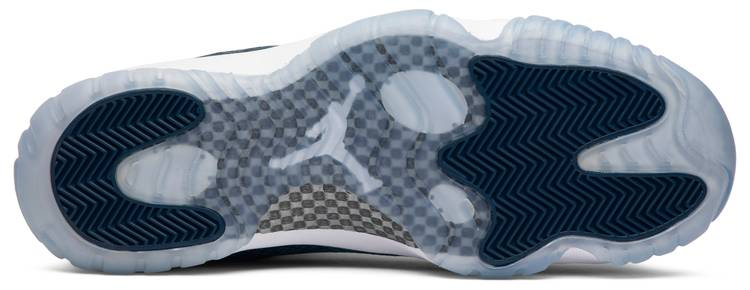 Retro Low 'Navy Snakeskin' 2019 CD6846-102