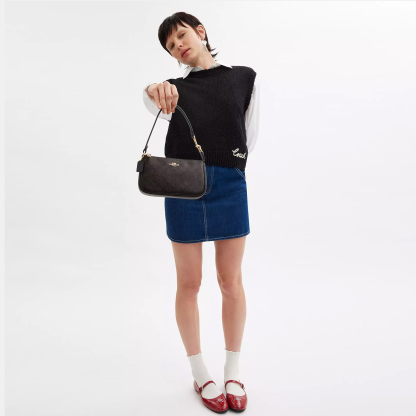 Nolita 19 In Signature Canvas
