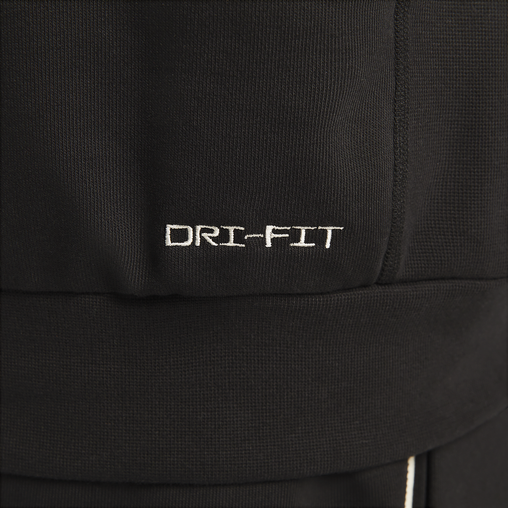 Dri-FIT Standard Issue - Men's 1/4-Zip Short-Sleeve Basketball Top