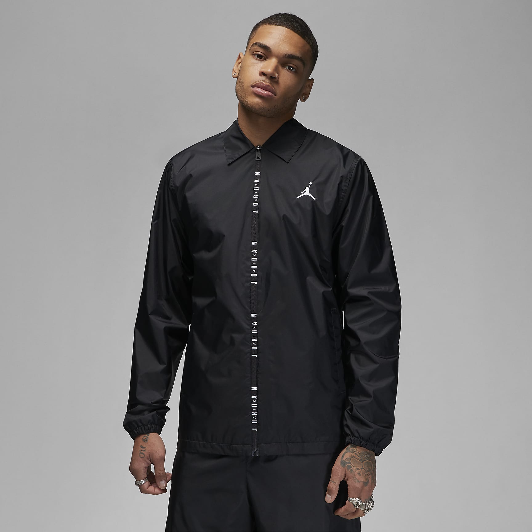 Essentials - Men's Woven Jacket