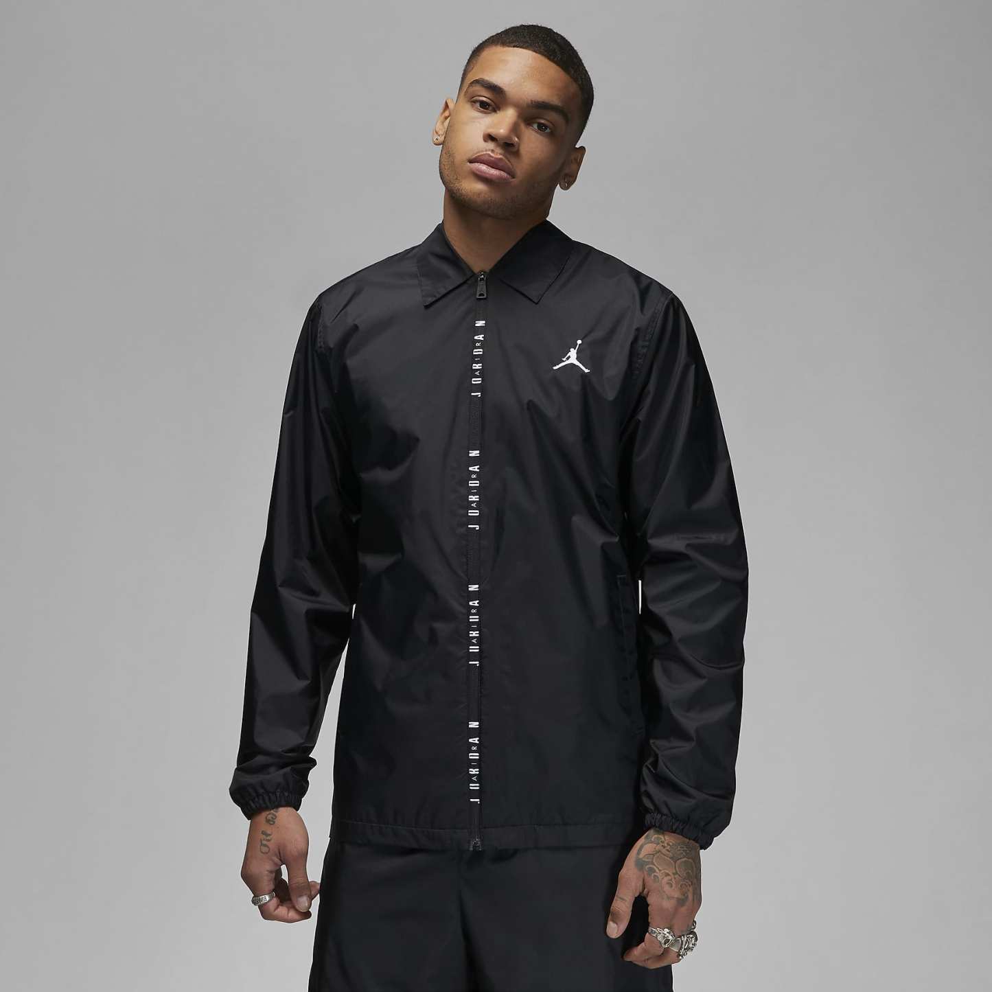 Essentials - Men's Woven Jacket
