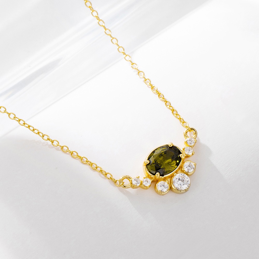 Sterling Silver Egg-Shaped Pendant Necklace 