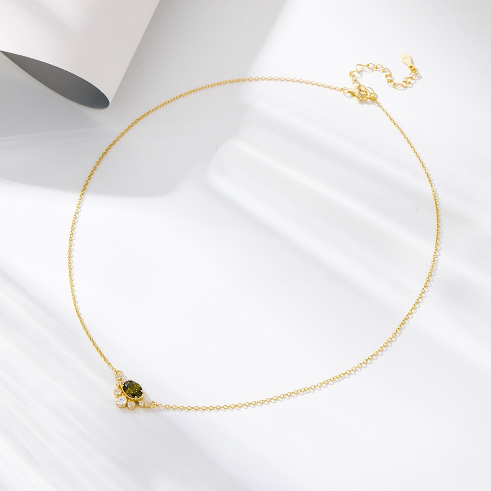 Sterling Silver Egg-Shaped Pendant Necklace 