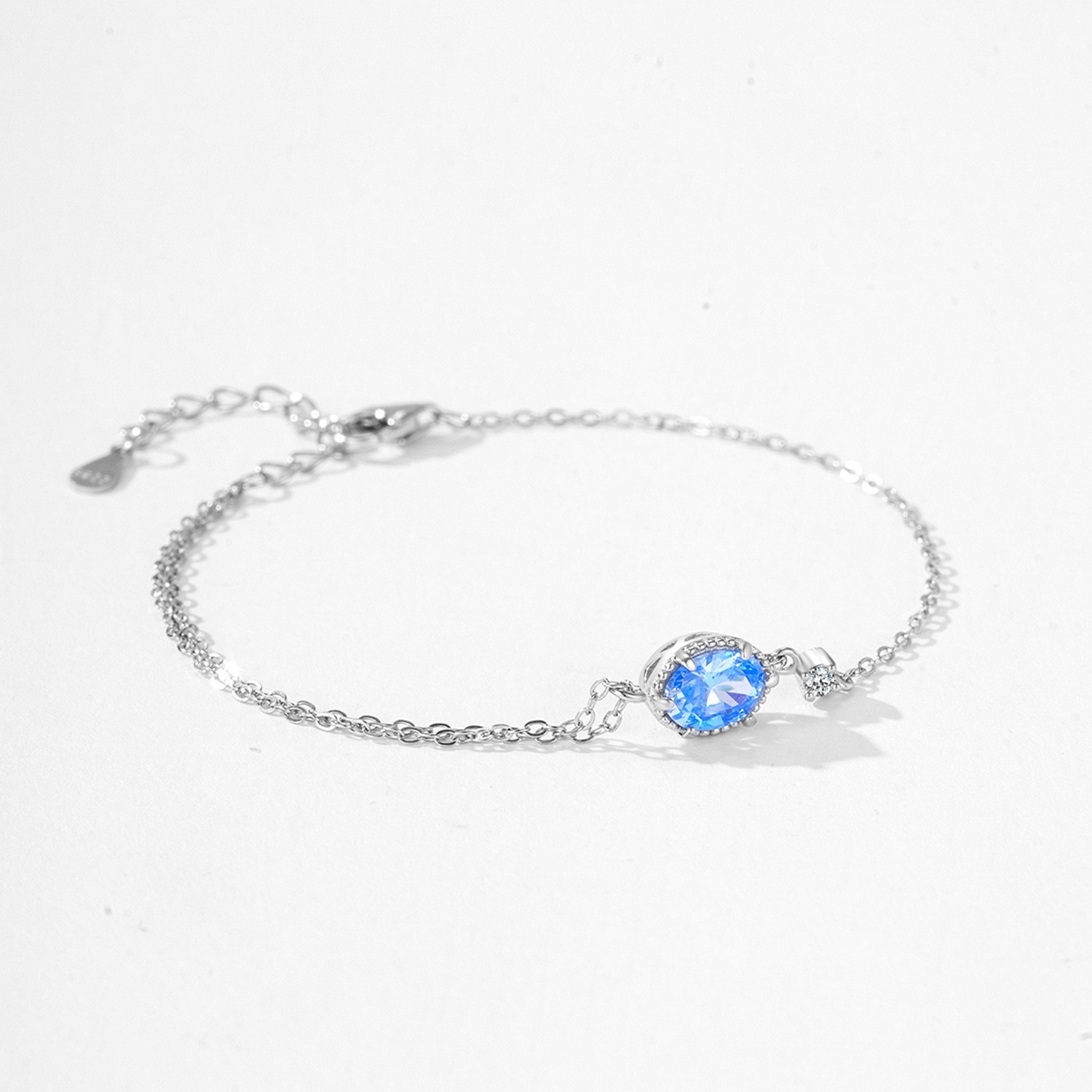 S925 Pure Silver Sea Blue Zircon Oval Bracelet