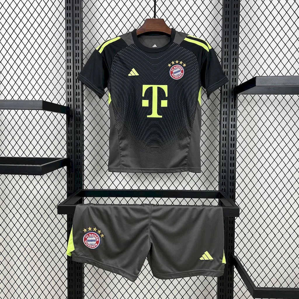 2025/2026 Bayerthtn Munchethtn  Anniversary Football Shirt Kids Size Custom