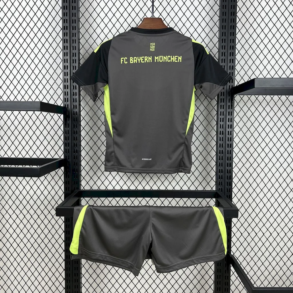 2025/2026 Bayerthtn Munchethtn  Anniversary Football Shirt Kids Size Custom