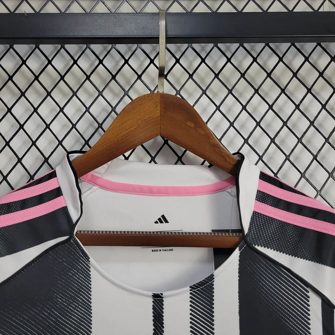 2025/2026 Juventus Home Football Shirt Custom
