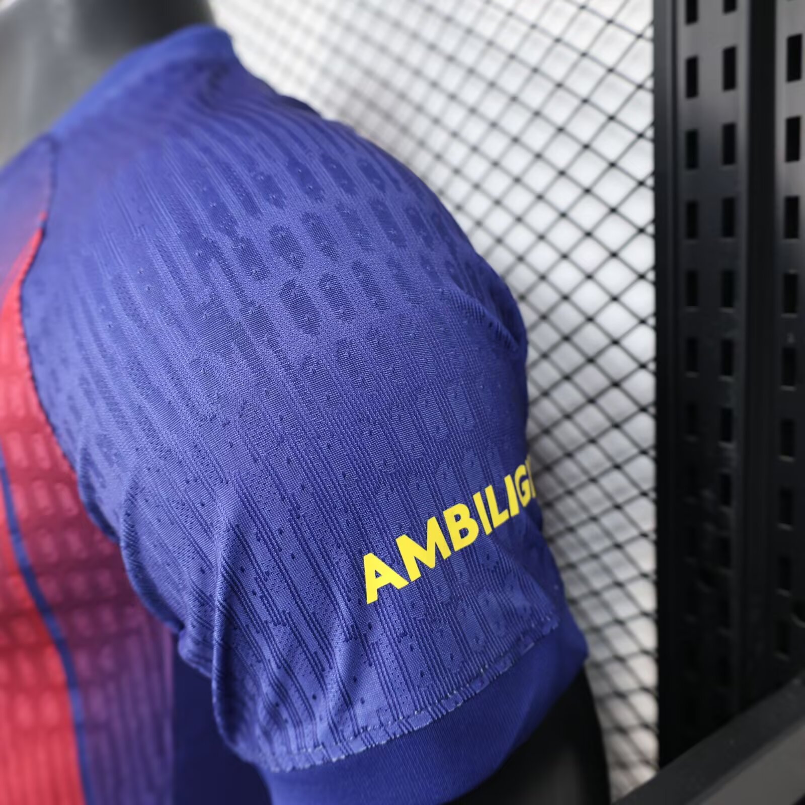 2025/2026 Player Version Barcelona Home Football Shirt 1:1 Thai Quality