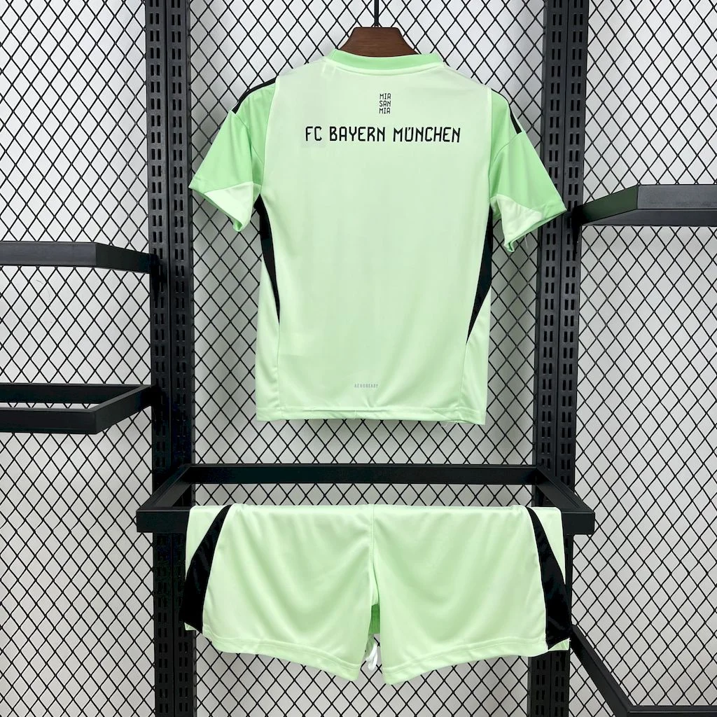 2025/2026 Bayerthtn Munchethtn Goalkeeper Football Shirt Kids Size Custom