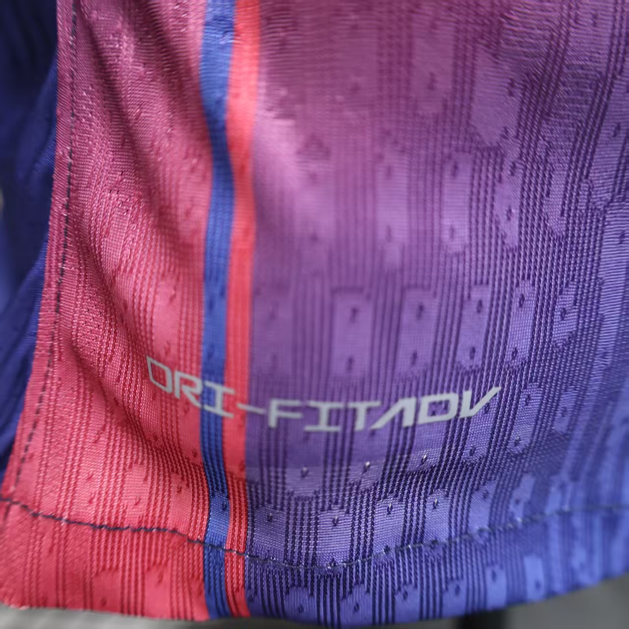 2025/2026 Long Sleeve Player Version Barcelona Home Football Shirt 1:1 Thai Quality