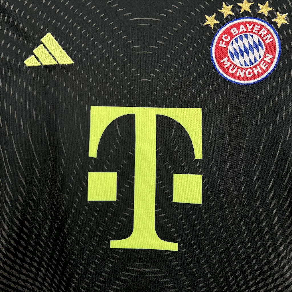 2025/2026 Bayerthtn Munchethtn  Anniversary Football Shirt Kids Size Custom