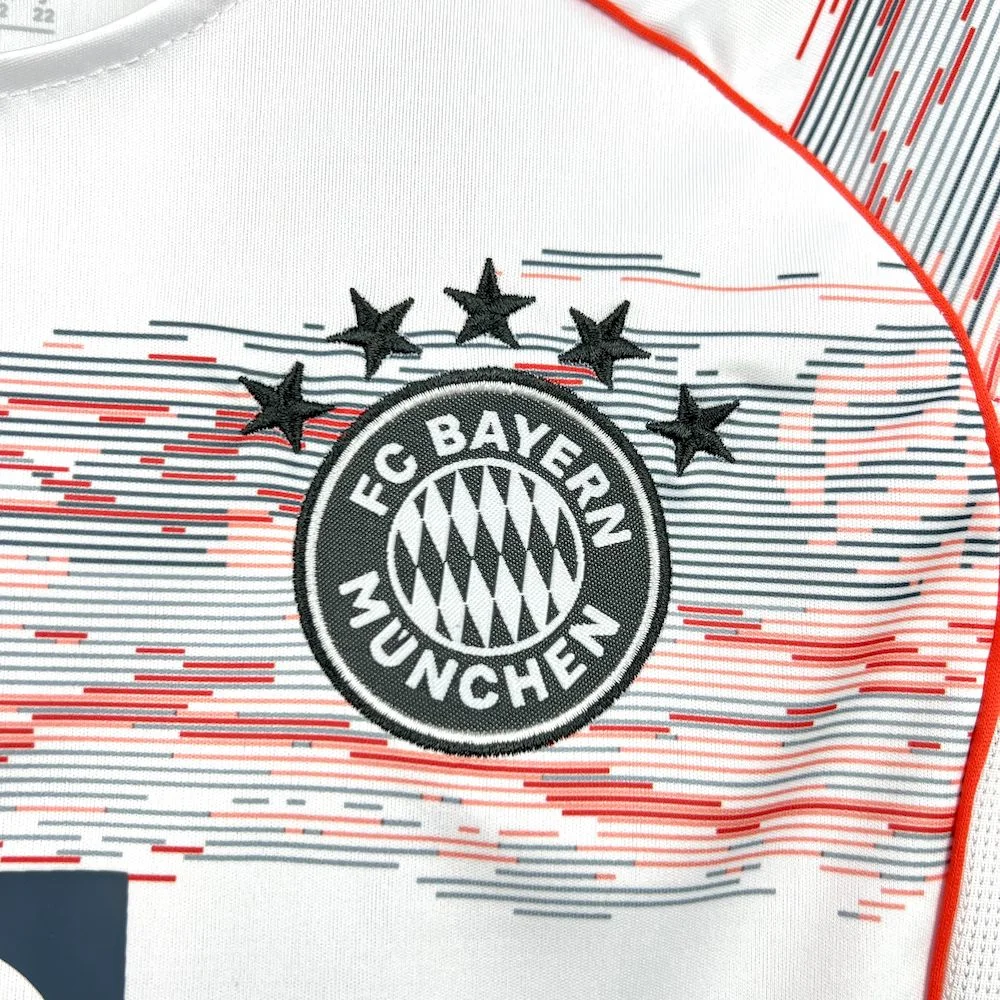 2025/2026 Bayerthtn Munchethtn  Football Shirt Kids Size Custom