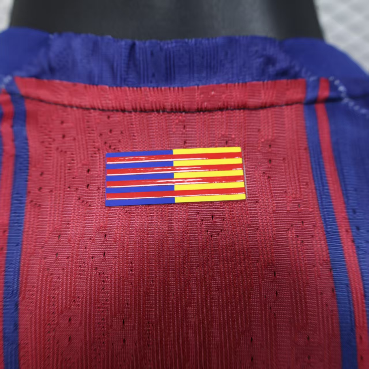 2025/2026 Long Sleeve Player Version Barcelona Home Football Shirt 1:1 Thai Quality