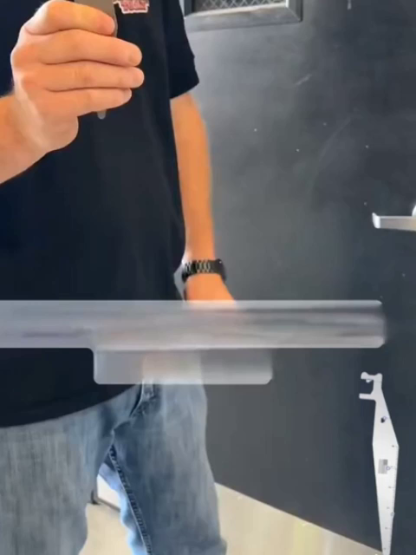 Multifunctional anti-theft artifact