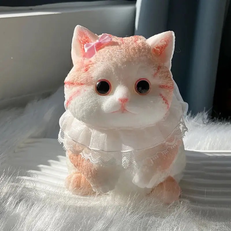 Simulation cat squeezing music