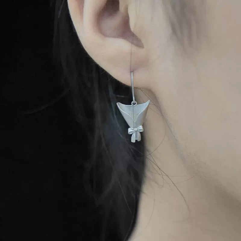 Handcrafted S925 Silver Flower Holder (Brooch, Earrings, Necklace)