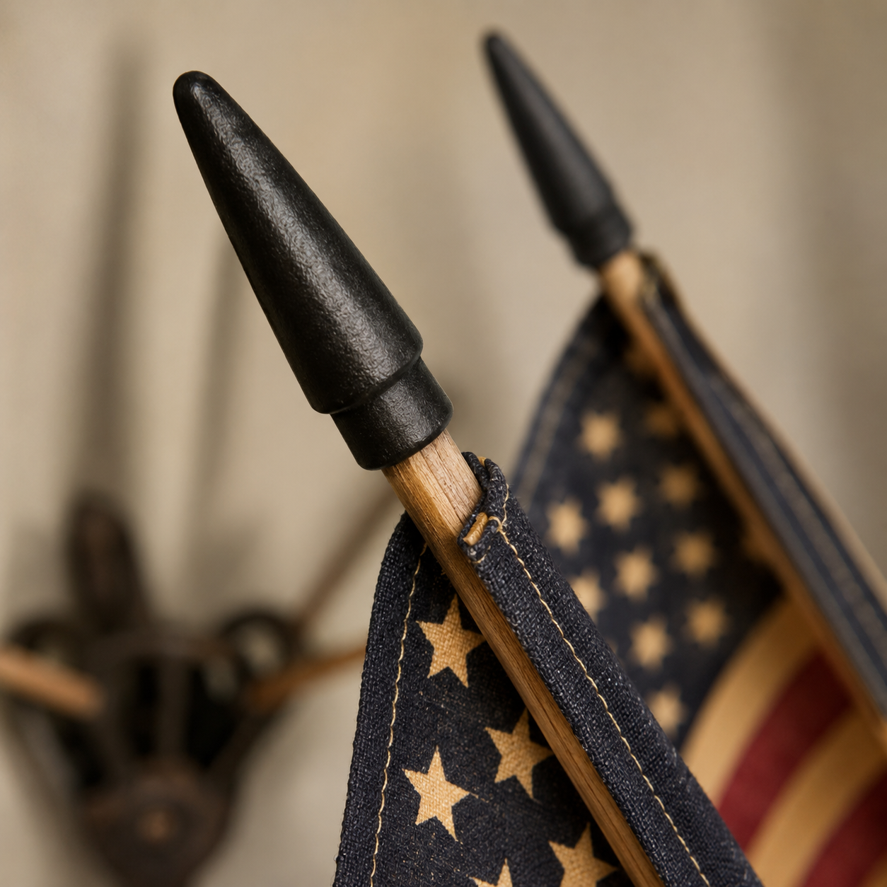 🇺🇸 Celebrate America's 250th Anniversary🎉 | Five Tea-Stained Flags Rustic Cast Iron Wall Display