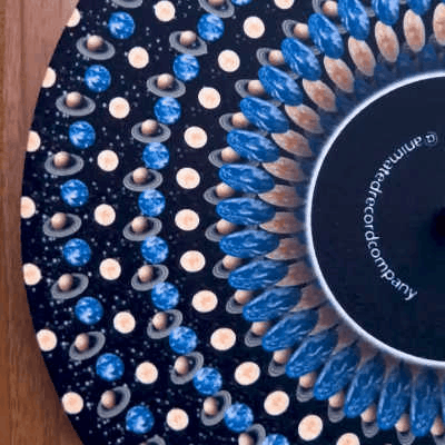 🔥 New Year Hot Sale 49% OFF🎶🌀 Animated Zoetrope Slipmat — 12″ Optical Illusion Turntable Mat💿👀