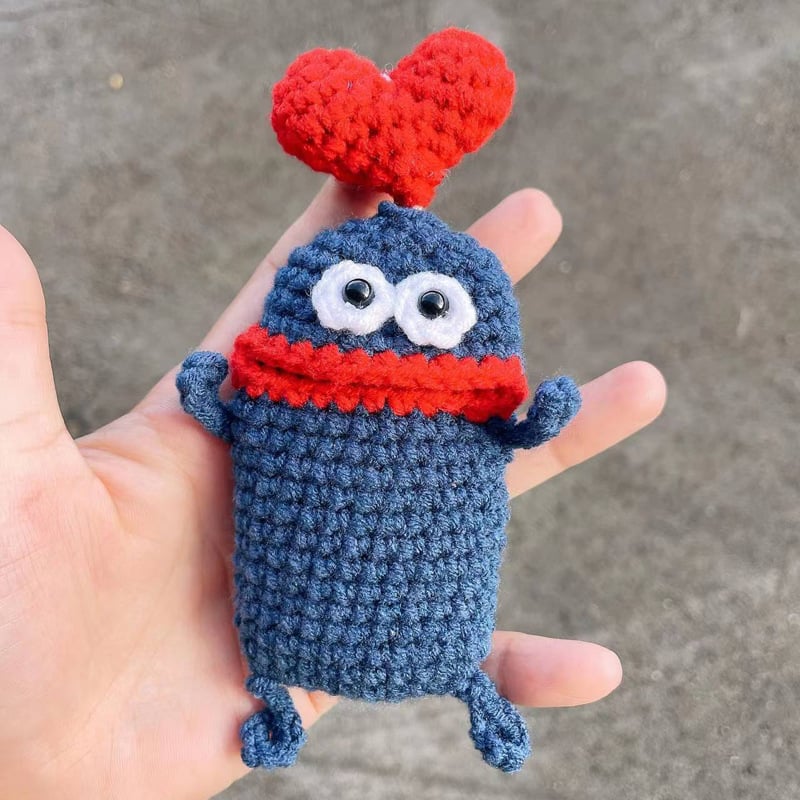 🔥 New Year Hot Sale 49% OFF💋🌭 Hand-Crocheted Sausage Lip Car Key Case — Cute. Weird. Totally Unforgettable.🚗🎁