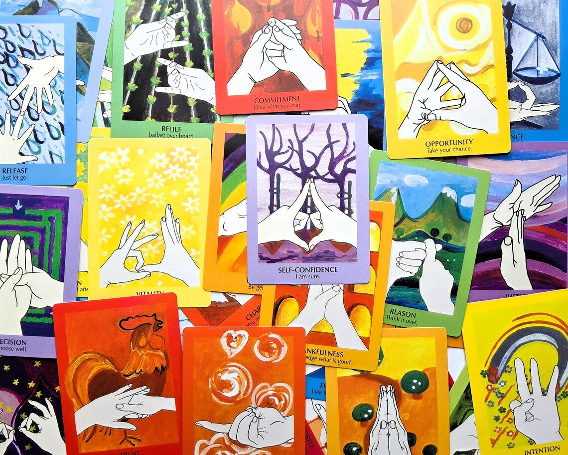 🔥 New Year Hot Sale 49% OFF🙌🧘‍♀️ MUDRA Cards for Body, Mind & Spirit — A Handy Course in Yoga & Spiritual Meditation 📿🌿