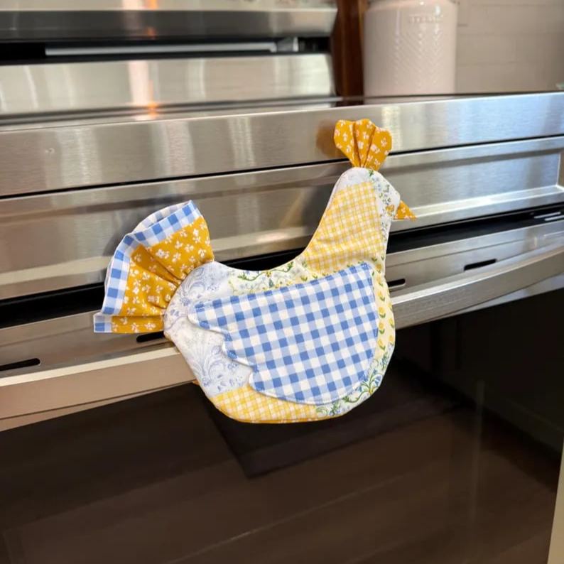🐔 Handmade Chicken Oven Mitt & Pot Holder – Quilted Hen Hot Pad, Insulated & Heat Resistant, Farmhouse Kitchen Decor 🔥🏡