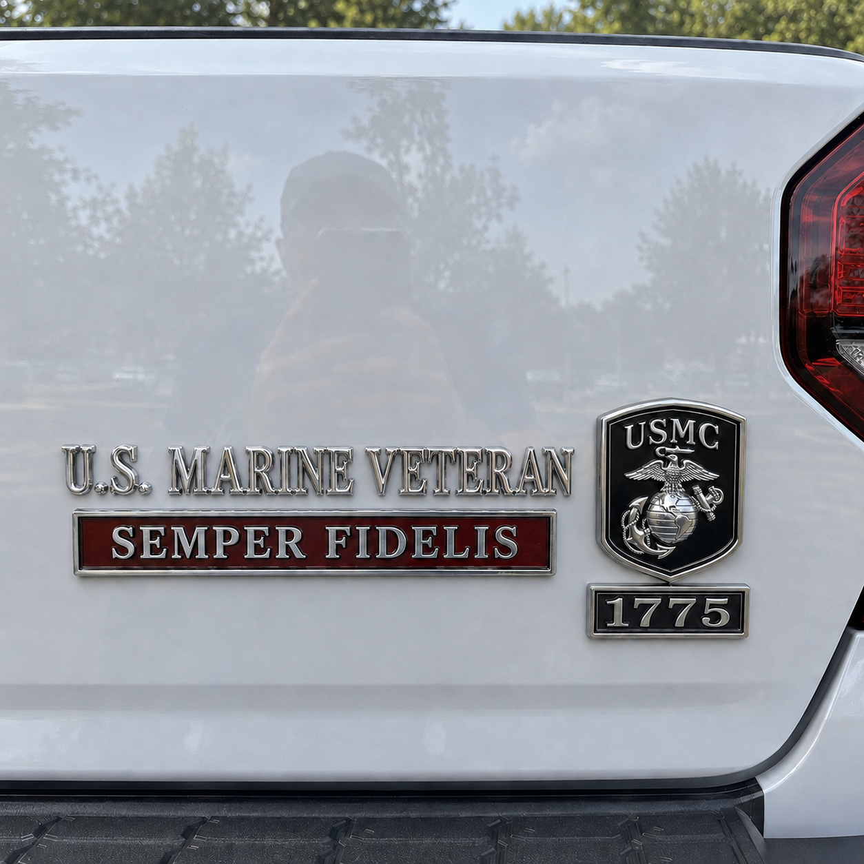 🔥250th Anniversary 50% OFF - 🦅U.S. Marines Veteran Semper Fidelis Car Emblem Metal Badge