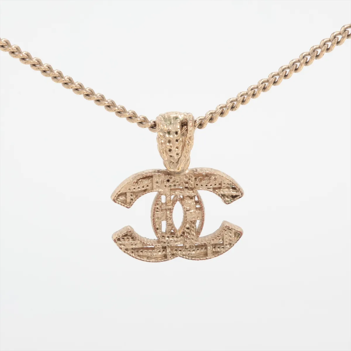 C Hollow carved necklace