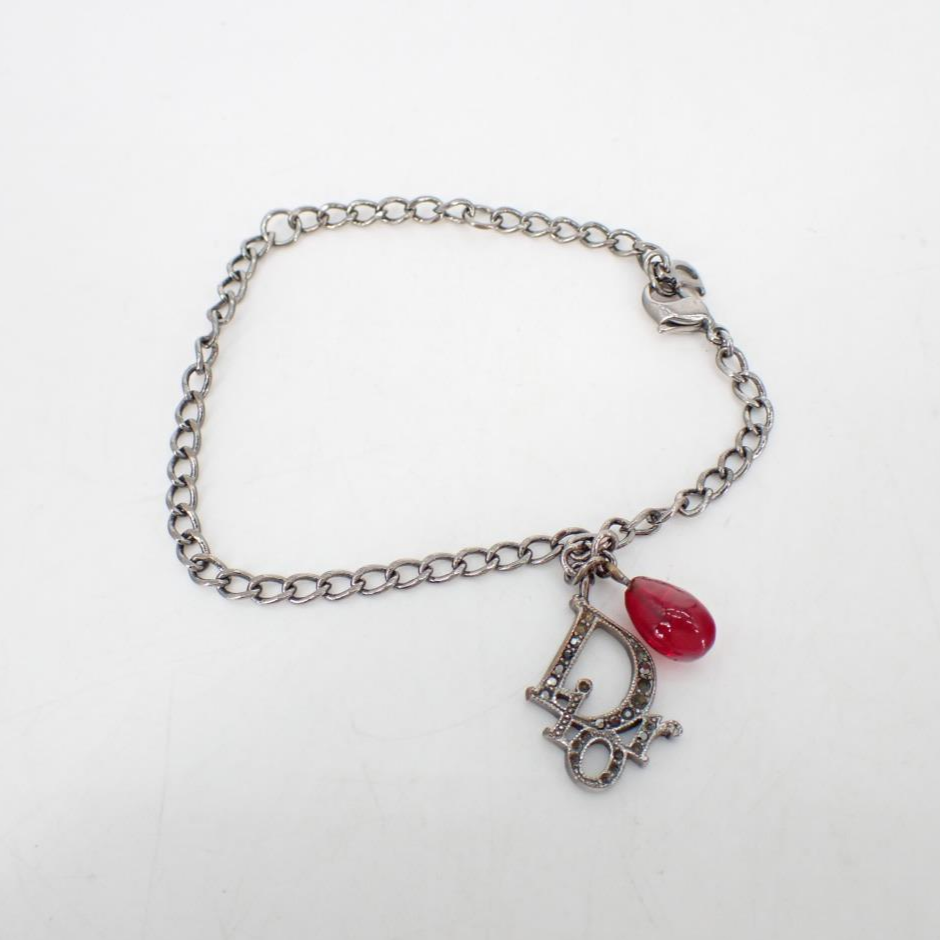 D Teardrop logo rhinestone bracelet