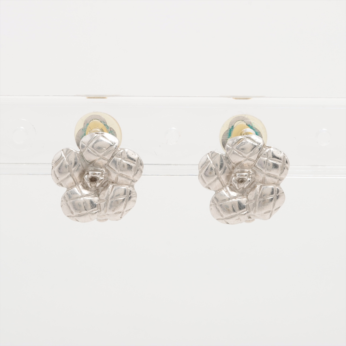 C Silver flower earrings