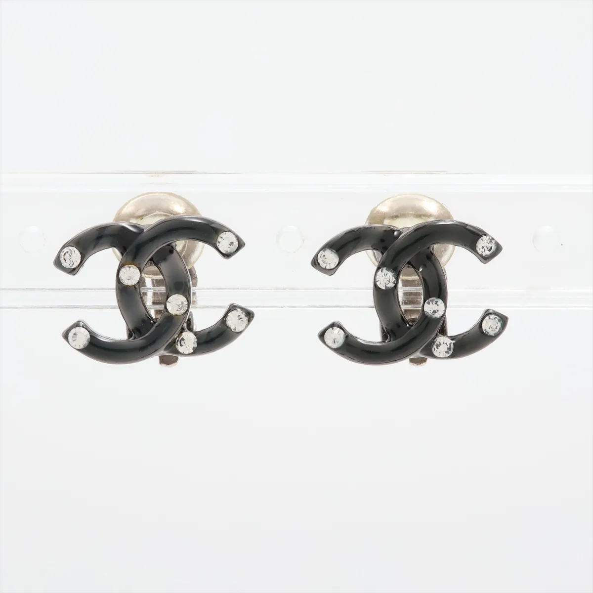 C Double C rhinestone black ear clip