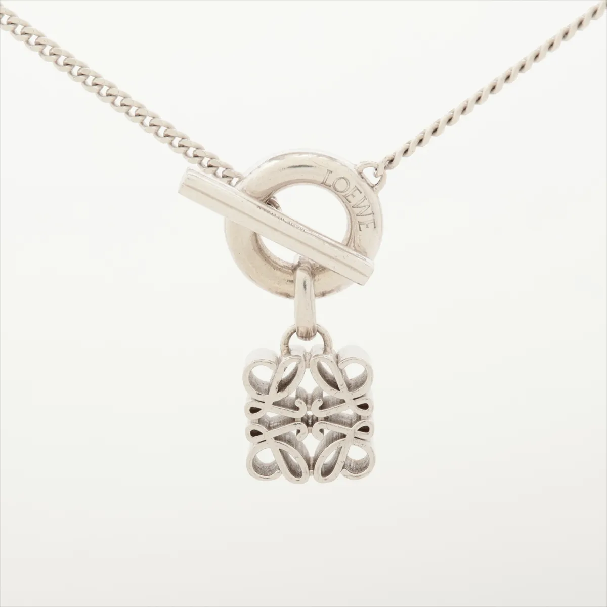 L logo pendant necklace