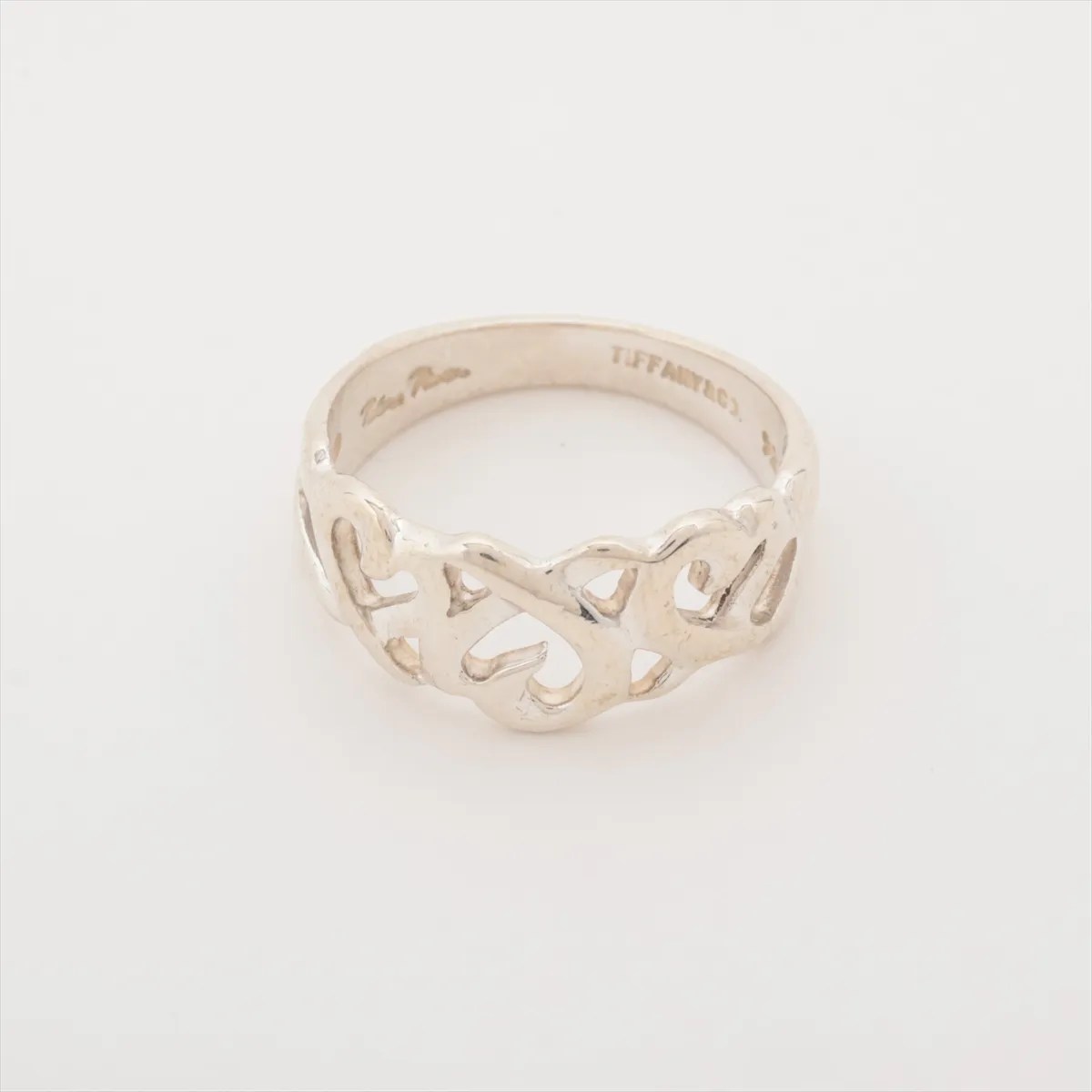 T Heart chain ring
