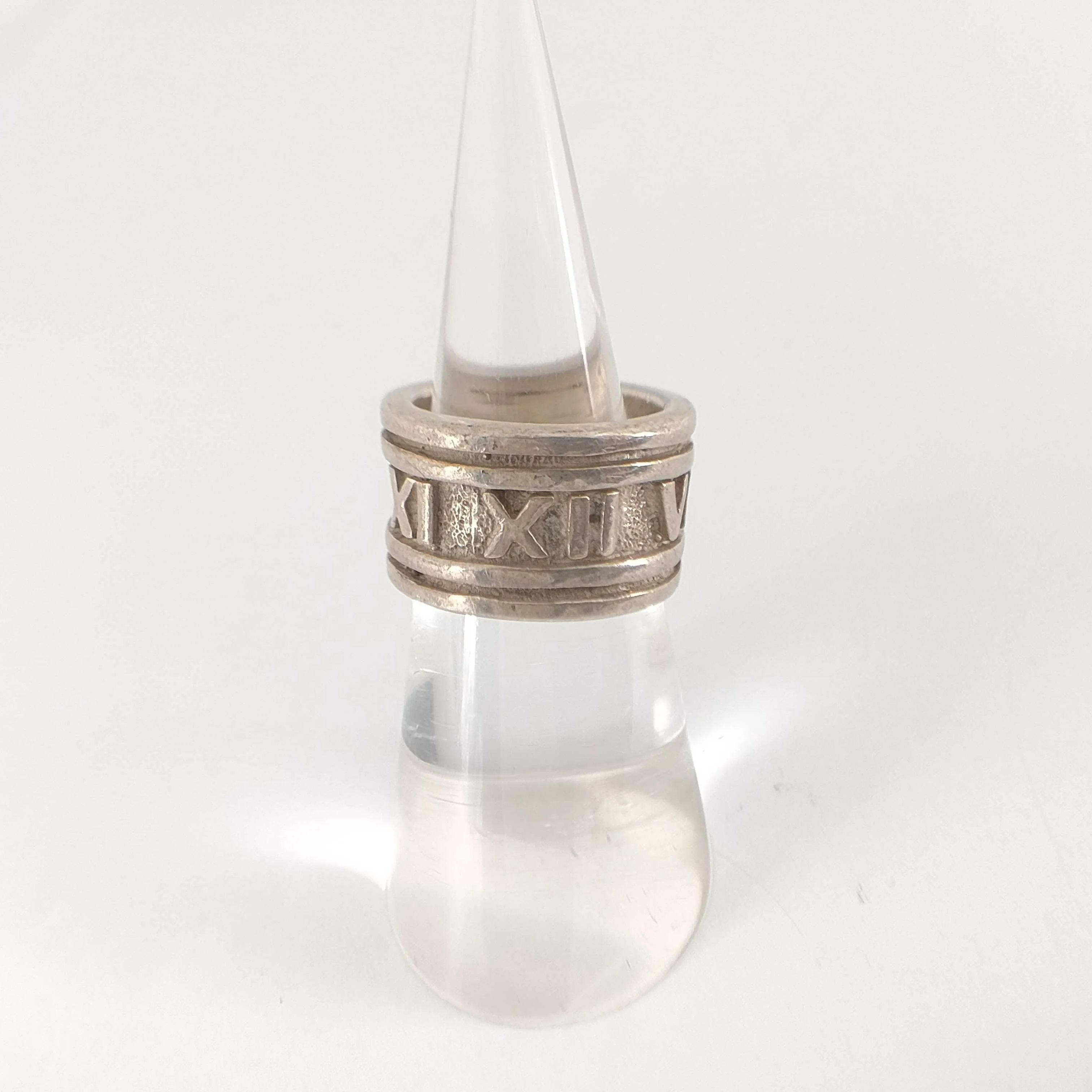 T Wide Roman Ring