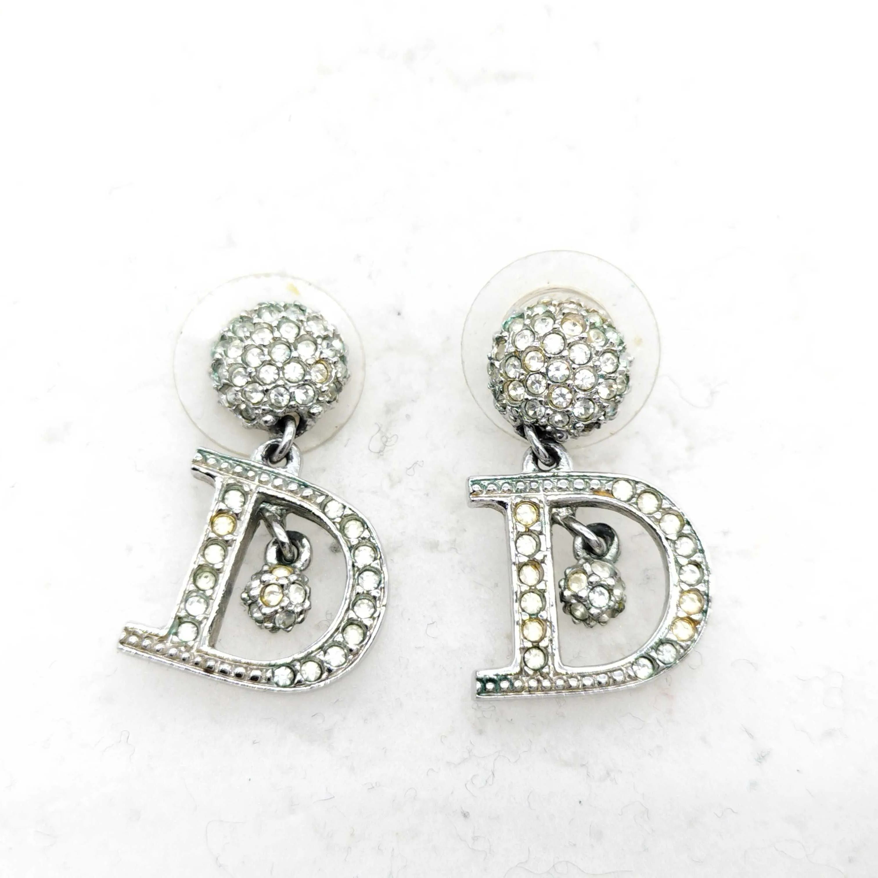 D Full diamond D earrings