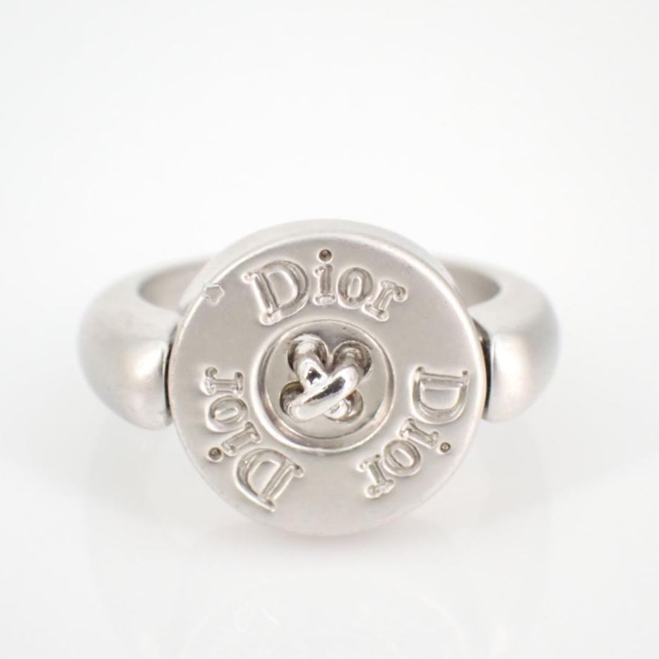 D Button Rings