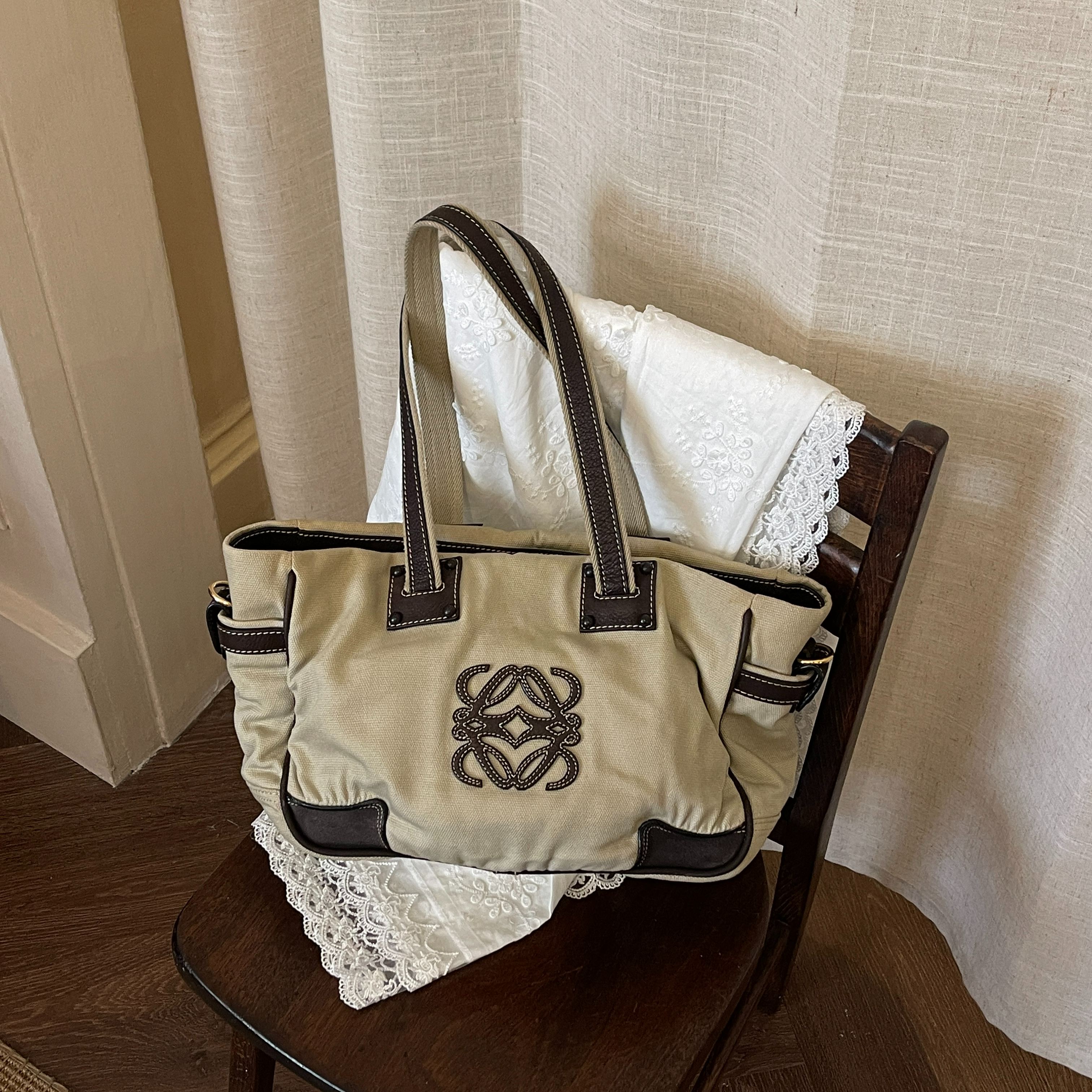 L Canvas Tote Bag