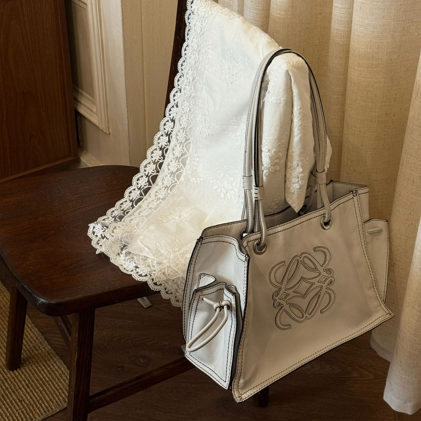 L Pearl White Double-Sided Tote Bag