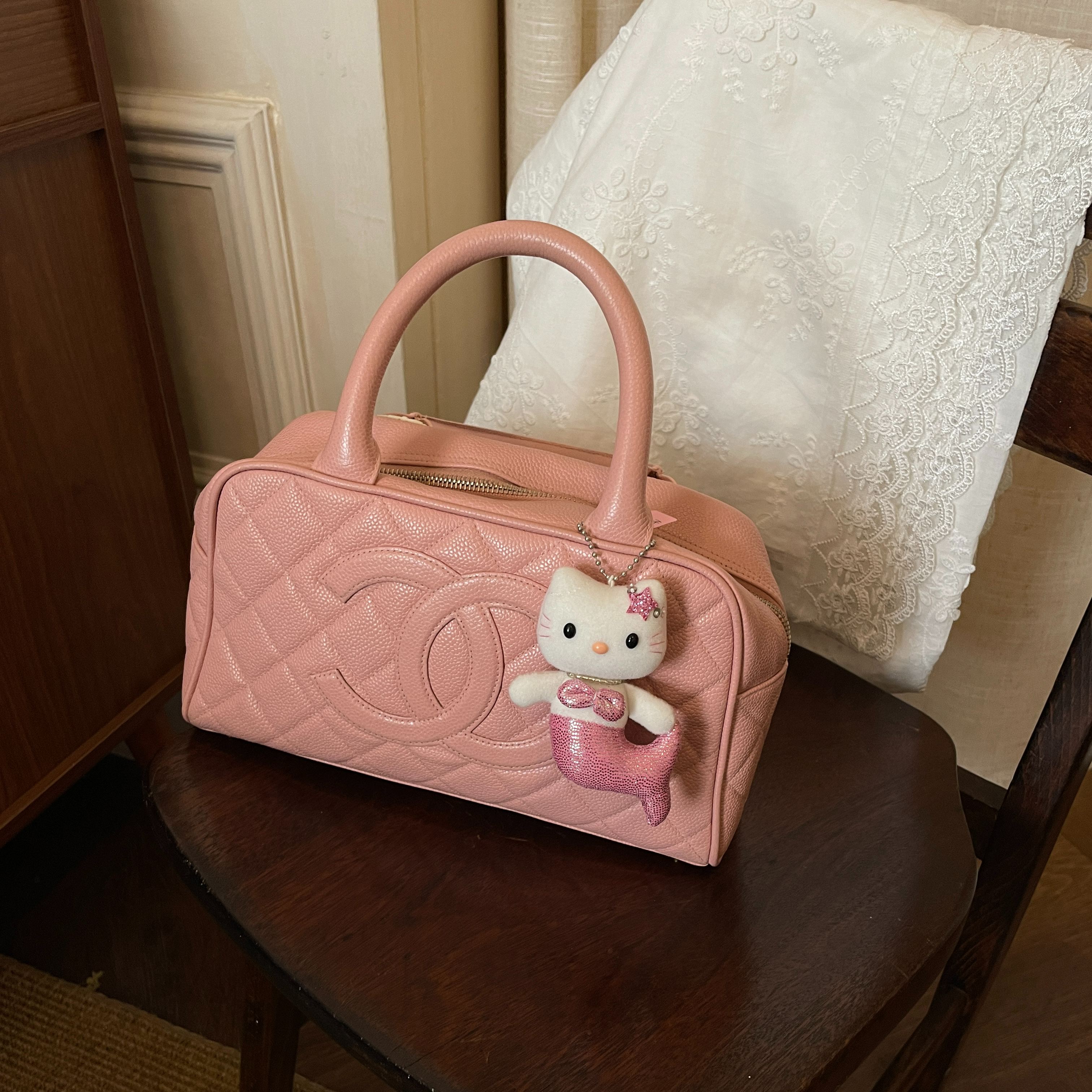 C Pink bowling bag