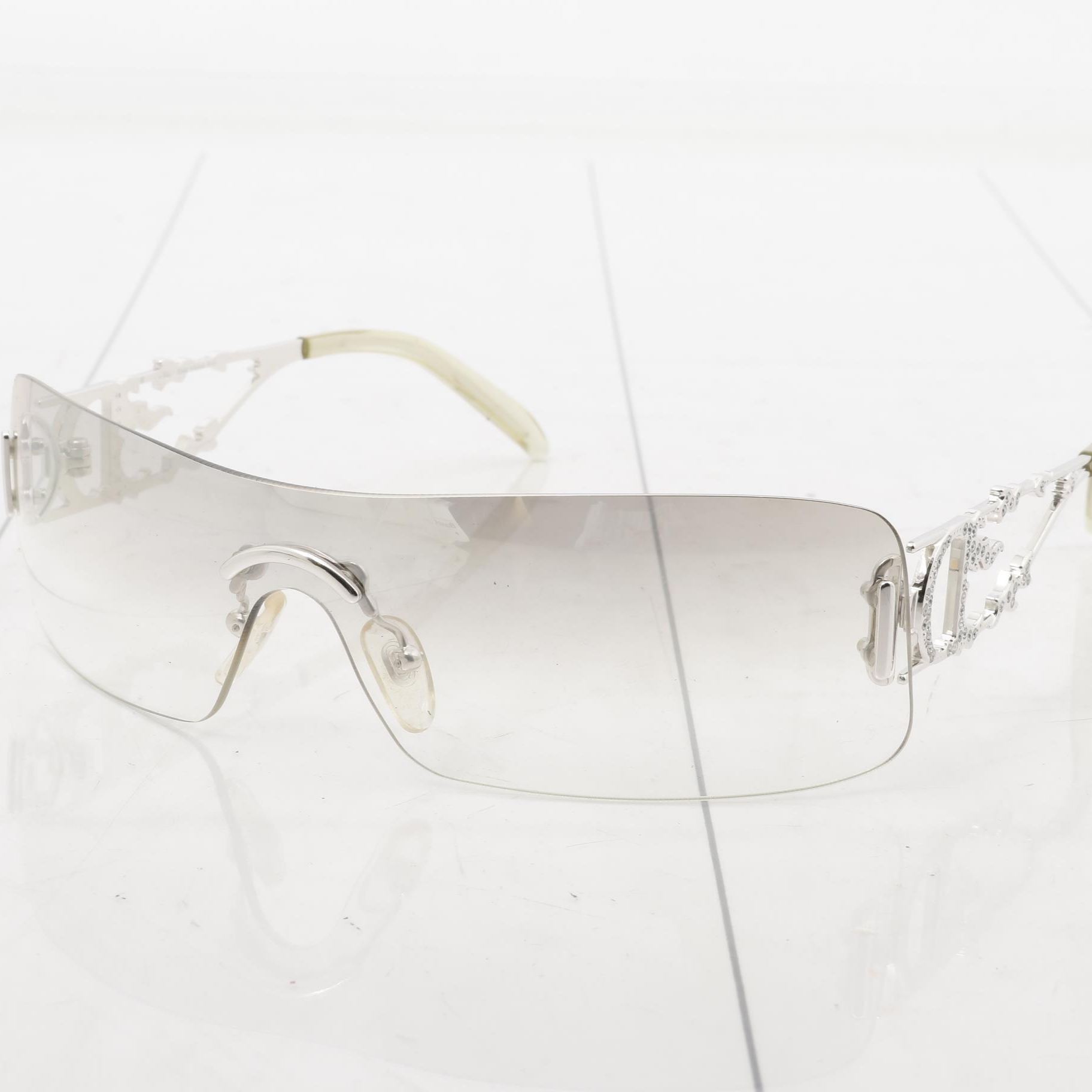 D Flame Retreat One-Piece Sunglasses